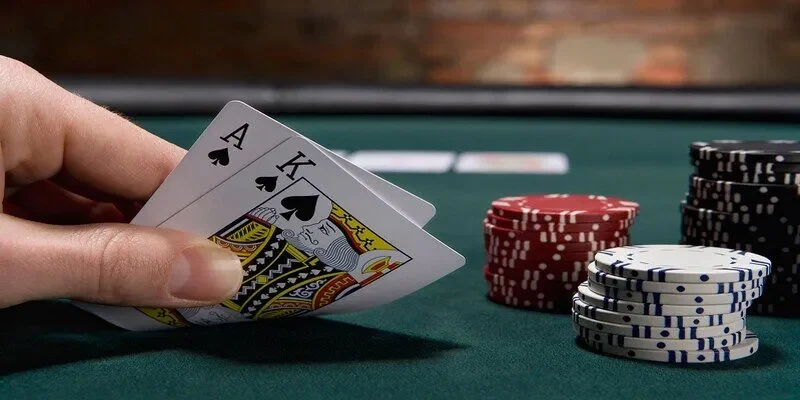 Bỏ túi bí quyết đánh bài Poker Allin or Fold bất bại
